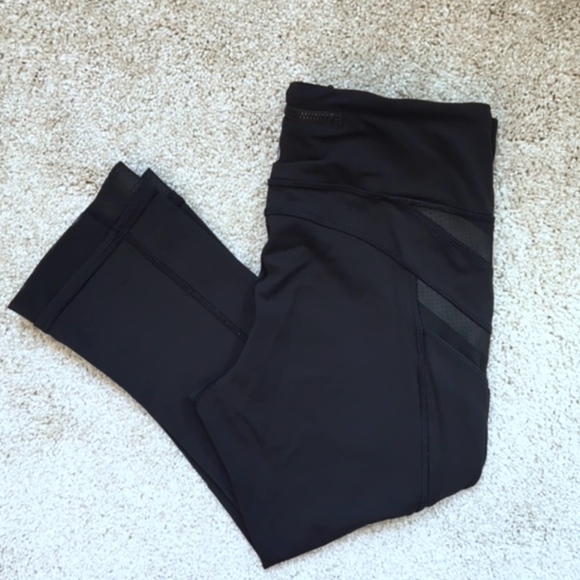 lululemon athletica Pants - [Lululemon] Black Mesh Running Leggings